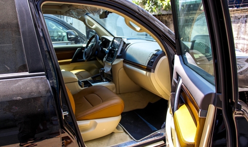 toyota-land-cruiser-gxr-2016-xuat-hien-tai-viet-nam-10