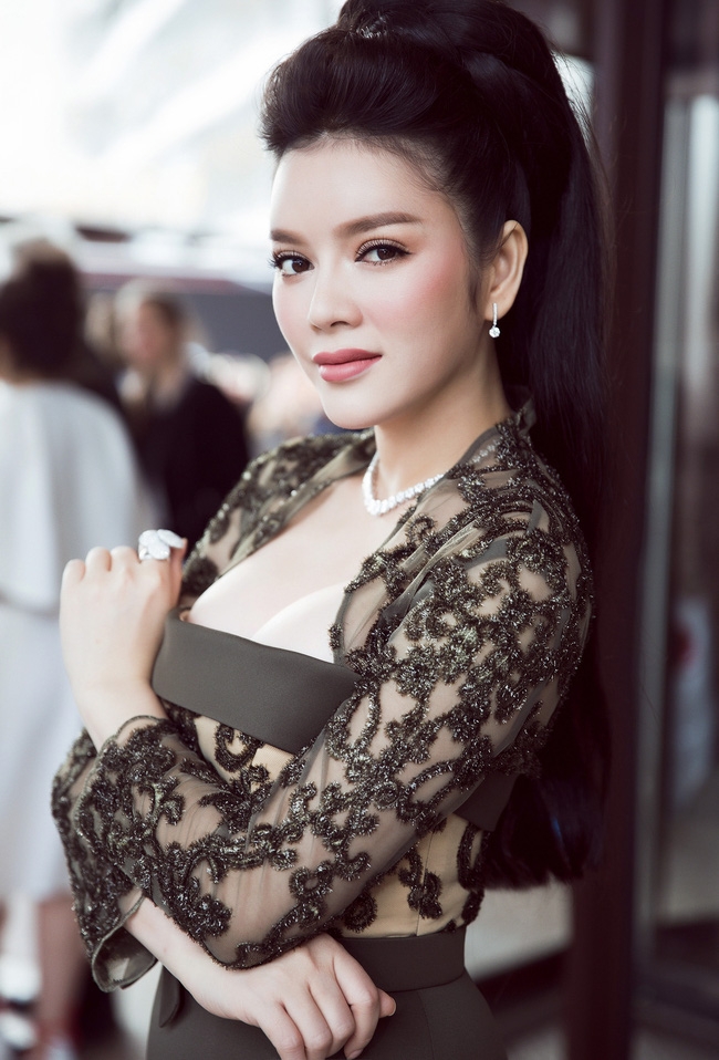 Lý Nhã Kỳ lên tiếng về bức ảnh làm rộ nghi vấn hở ngực ở Cannes - Ảnh 1.