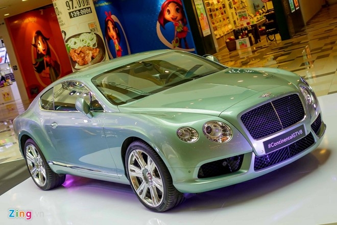 Chi tiết Bentley chính hãng giá 11,2 tỷ đồng ở Sài Gòn