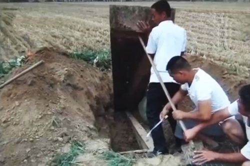 Đổ xô săn lùng ‘xác trinh nữ’ cho con trai và đám cưới rùng rợn - Ảnh 1