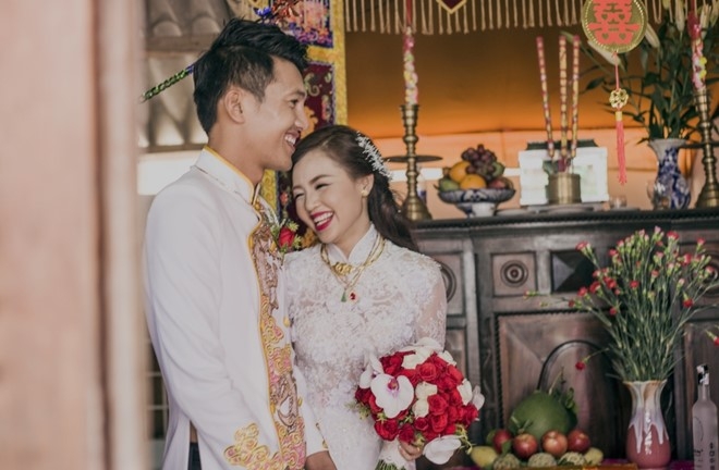 Lễ cưới giản dị của Quang Tuấn và Linh Phi2