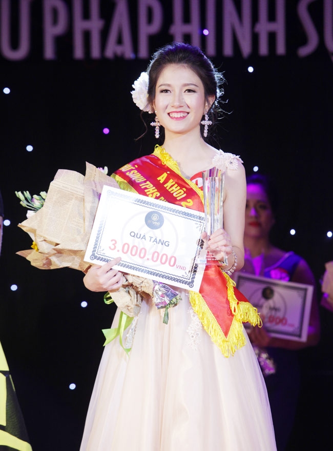nu sinh 19 tuoi gianh giai hoa khoi tu phap hinh su hinh anh 3