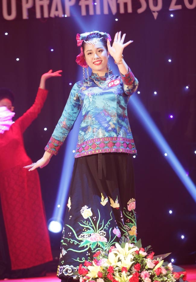 nu sinh 19 tuoi gianh giai hoa khoi tu phap hinh su hinh anh 22