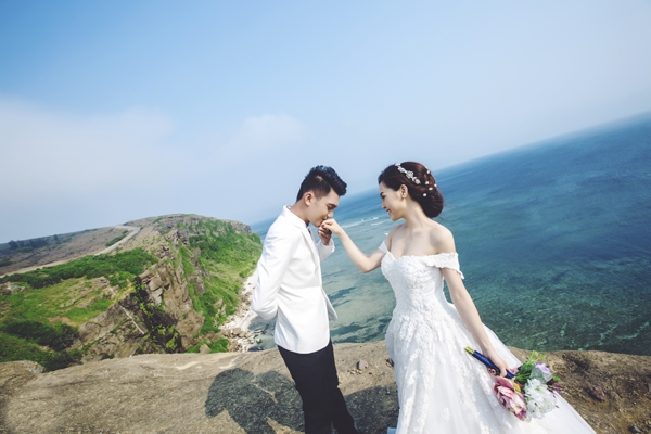 Ảnh cưới tuyệt đẹp của Quang Tuấn ở Lý Sơn, Bà Nà