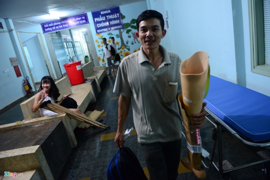 Nu sinh bi cua chan van uoc mo lam cong an hinh anh 3