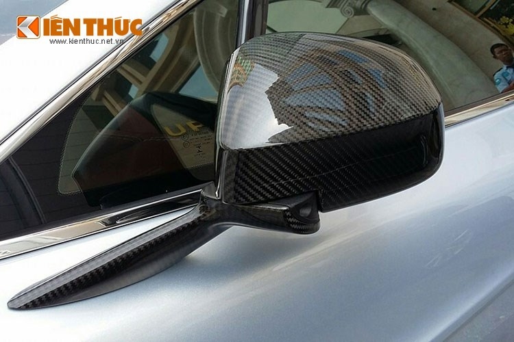 Soi sieu xe 16 ty Aston Martin Vanquish 