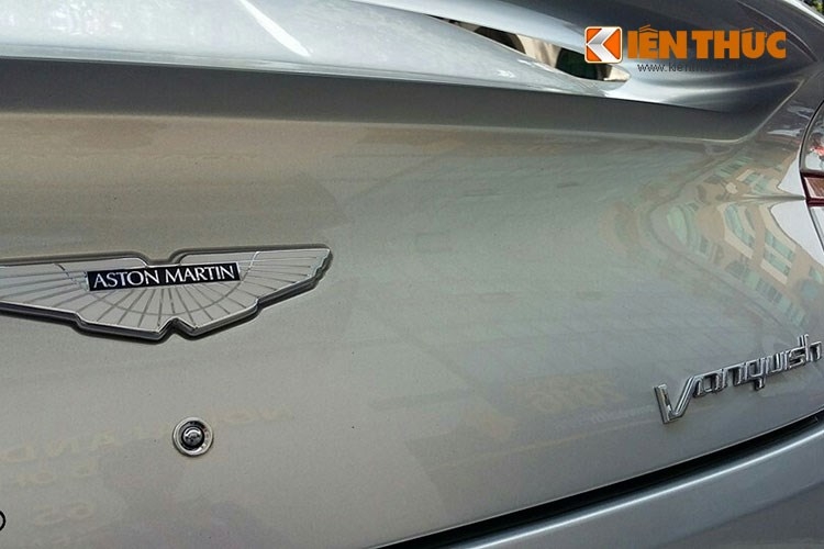 Soi sieu xe 16 ty Aston Martin Vanquish 
