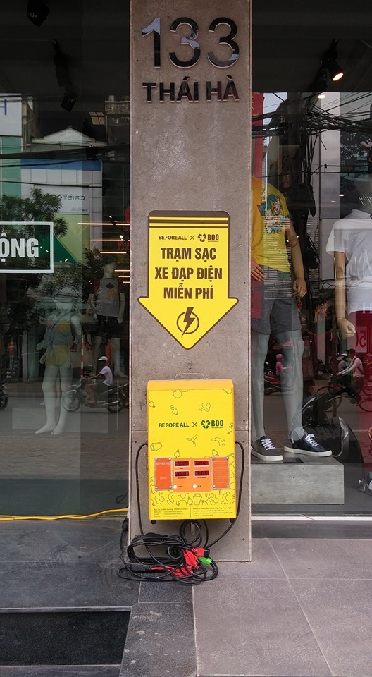 Teen Hà Thành xôn xao trạm sạc xe đạp điện miễn phí đầu tiên 4