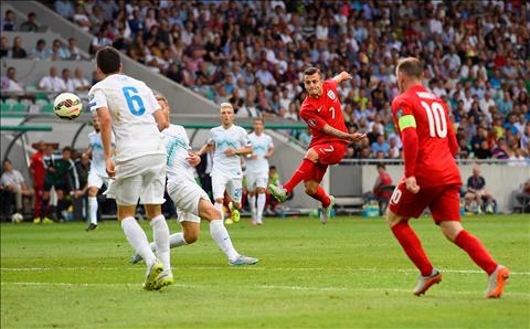 Wilshere choi rat hay trong mau ao tuyen Anh