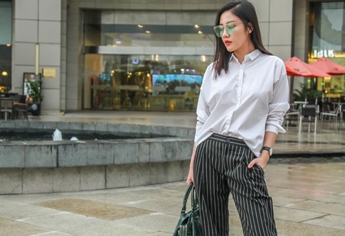 Văn Mai Hương: 