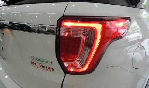 Ford Explorer Limited - SUV 7 chỗ kiểu Mỹ về Việt Nam