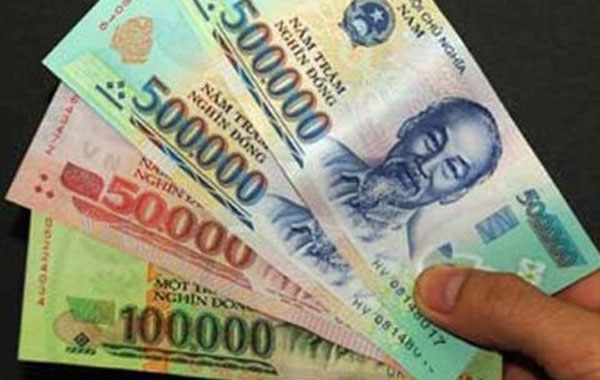 Không thể nhận biết tiền giả qua chữ cái đầu số xêri 