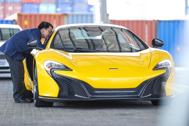 Phan Thành chi tiền tỷ tậu siêu xe McLaren 650S Spider