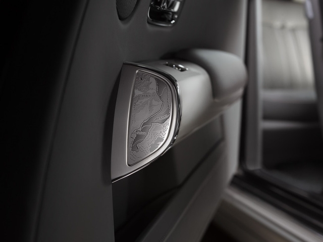 Rolls-Royce chính thức ngừng sản xuất dòng xe Phantom