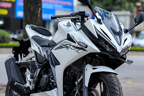 Honda CBR150R 2016 đầu tiên về Hà Nội giá trên 100 triệu 6