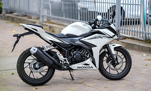 Honda CBR150R 2016 đầu tiên về Hà Nội giá trên 100 triệu 13