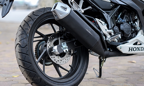 Honda CBR150R 2016 đầu tiên về Hà Nội giá trên 100 triệu 20