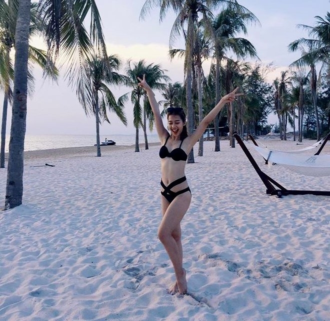 Hot girl Viet khoe dang chao he cung bikini hinh anh 12