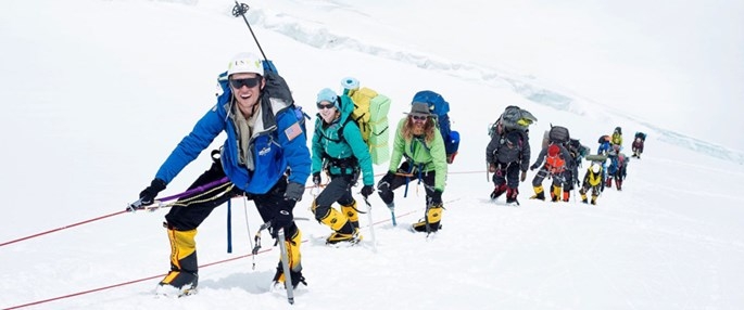 Leo đỉnh Everest bằng chân giả - ảnh 2