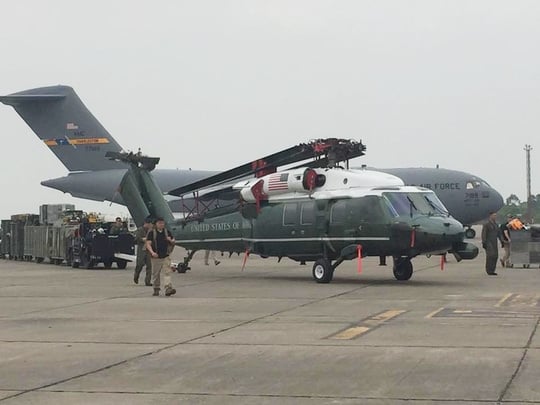 Trực thăng Marine One của Tổng Thống Obama đến Nội Bài