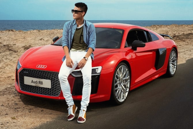 Công Vinh khoe dáng với Audi R8 Coupé hàng độc - ảnh 1