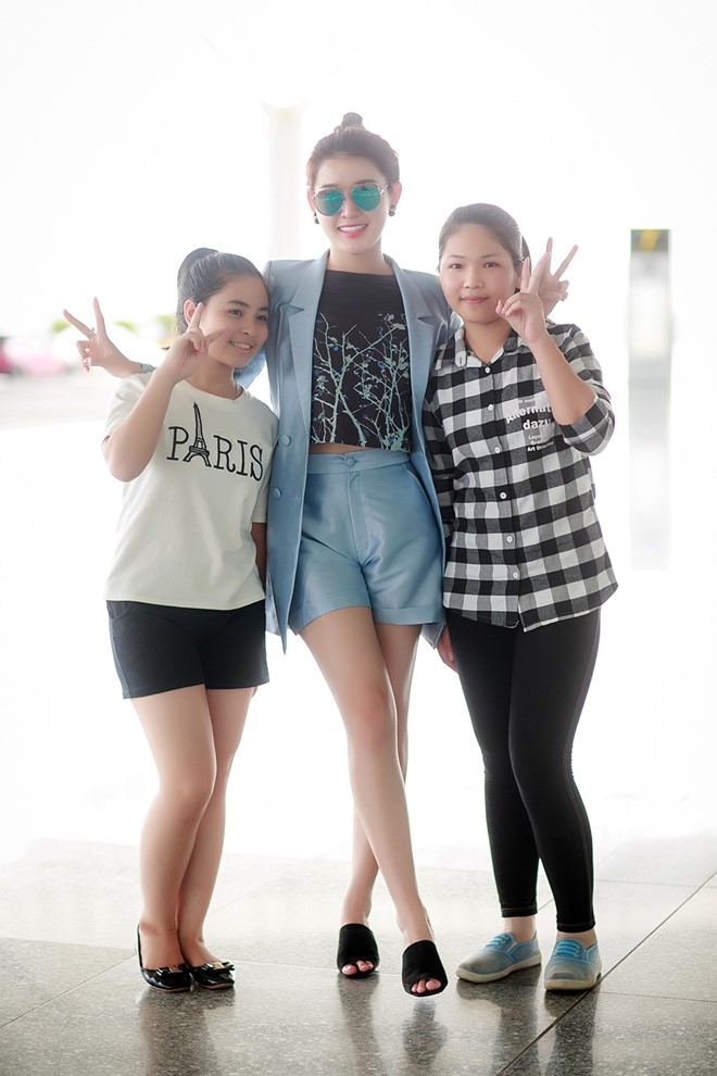 Fan tien Huyen My sang Anh du hoc hinh anh 7