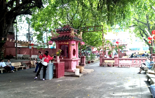 tong-thong-obama-du-kien-tham-ngoi-chua-trung-tam-sai-gon-2