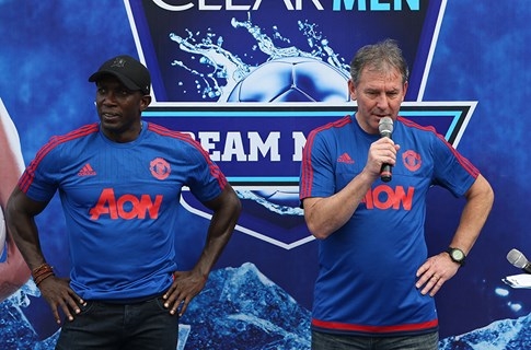 Cựu danh thủ M.U Dwight Yorke sẽ trở lại Việt Nam vào tháng 6 - ảnh 4