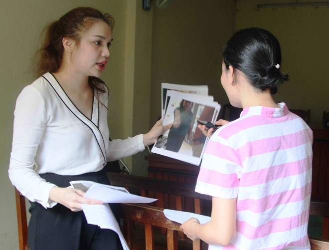 Hoa hau Dieu Han thua kien, buoc boi thuong 360 trieu dong hinh anh 1