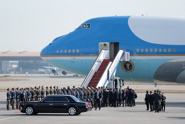 khong luc mot dua obama sang vn ton bao nhieu tien? hinh anh 2