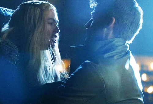 10-canh-bao-luc-va-cuong-buc-gay-soc-trong-game-of-thrones-7