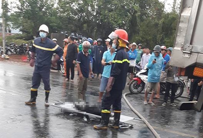 Hien truong tai nan tham khoc o Binh Thuan, 13 nguoi chet hinh anh 5