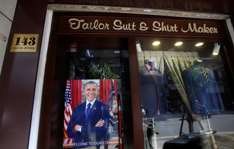 Tong thong Obama roi Washington, len duong toi Viet Nam hinh anh 9