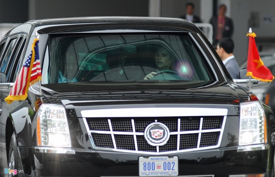 Can canh doi bao ve cua Tong thong Obama tai Ha Noi hinh anh 12