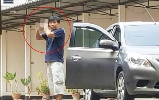 Thái Lan: Đài truyền hình gây phẫn nộ khi phát sóng trực tiếp cảnh giảng viên tự sát bằng súng - Ảnh 1. Thái Lan: Đài truyền hình gây phẫn nộ khi phát sóng trực tiếp cảnh giảng viên tự sát bằng súng - Ảnh 1.