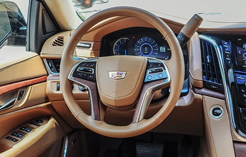 chi-tiet-noi-that-cadillac-escalade-platinum-2016-tai-ha-noi-1