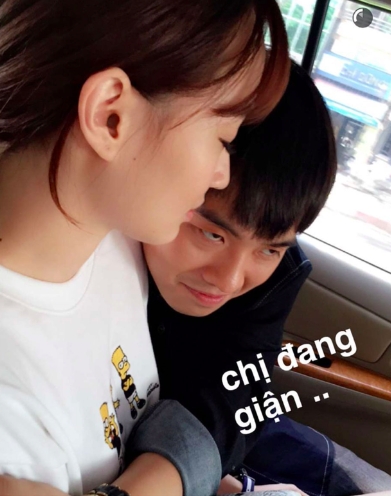 Chùm ảnh: Phở Đặc biệt vào khách sạn cùng SunHT đến sáng mới về - Ảnh 2.