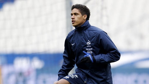 Varane dính chấn thương nặng: Mangala, cờ đến tay có phất?
