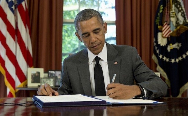 vi sao ong obama thao nhan cuoi khi bat tay nguoi dan? hinh anh 4