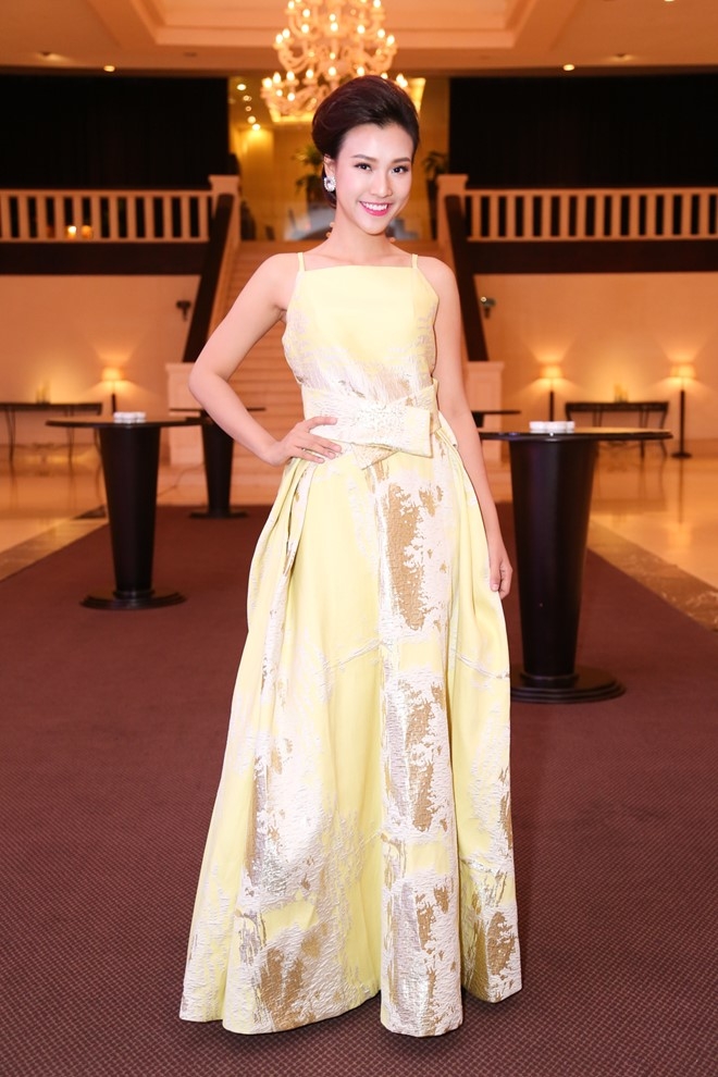 Ky Duyen dien dam xuyen thau lo noi y o hop bao hinh anh 8