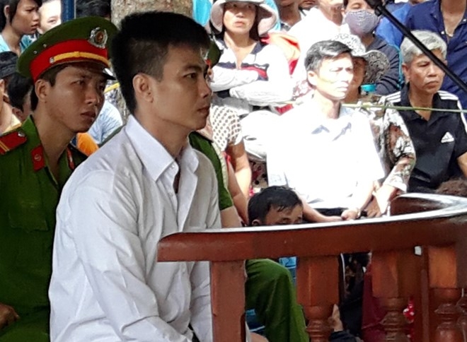 Danh bac het tien, giet ban gai cu cuop tai san hinh anh 1