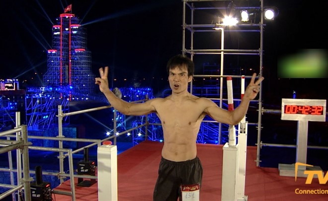 Hieu Nguyen dau hang thu thach nguoi nhen o Sasuke hinh anh 2
