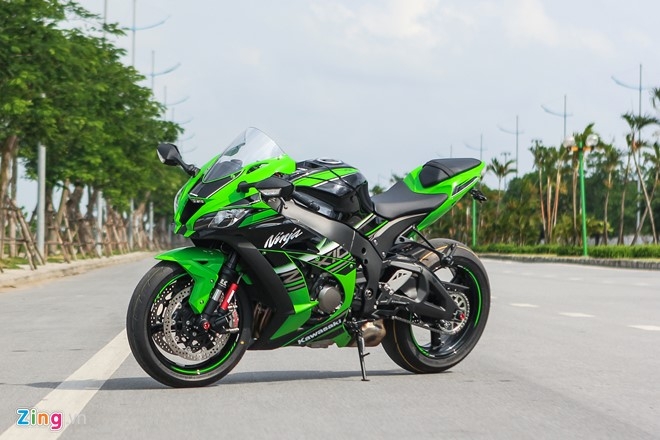 Kawasaki ZX-10R 2016 dau tien tai Ha Noi gia hon 500 trieu hinh anh 2