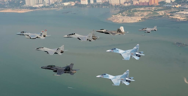 Việt Nam đưa tiêm kích Su-30MK2 diễn tập ở nước ngoài?