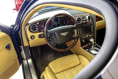 bentley-continental-flying-luot-gia-3-9-ty-dong