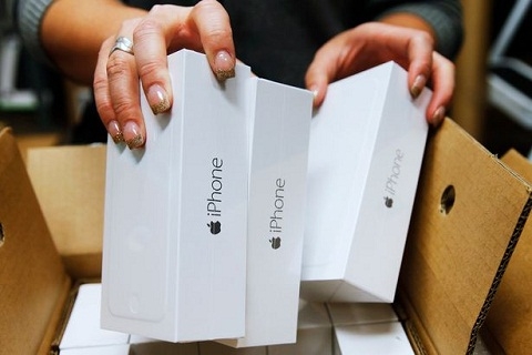Chiếc iPhone làm bằng kính này sẽ được phát hành vào năm 2017