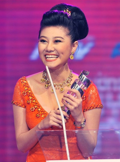  Nghệ sĩ ưu tú Quế Trân. 
