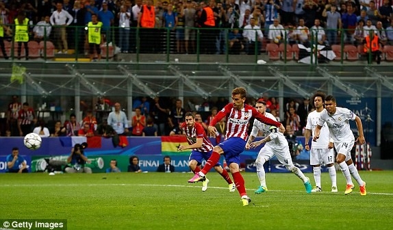 Real vo dich Champions League sau loat penalty may rui hinh anh 2