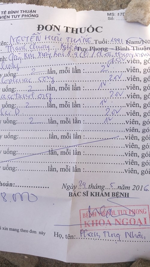 'Đập phá, đánh chủ xe giường nằm gãy xương sườn': Công an lấy lời khai hành khách - ảnh 1