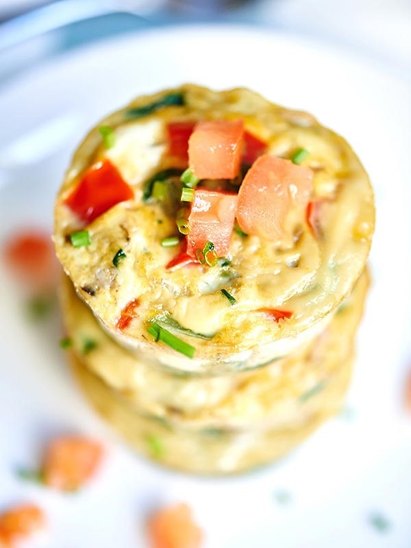Goi y bua sang giau protein van giu dang dep hinh anh 3